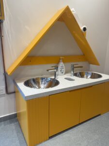 Splash messy play βρύση