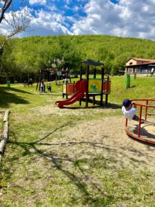 πολυθέαση βέροια παιδική χαρά