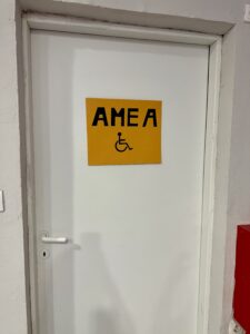 active sports center λητή τουαλετα ΑΜΕΑ