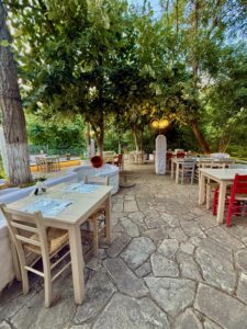 τσουκνίδα ασβεστοχώρι εστιατόριο