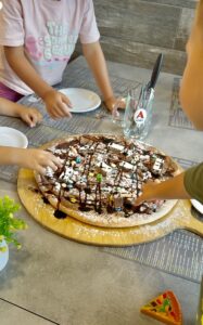 πιτσαρία funghi γλυκιά πίτσα με μερέντα