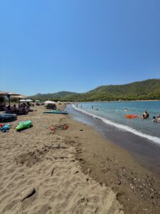παραλία πήλι εύβοια
