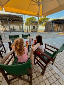 cafe aura νέα παραλία θεσσαλονίκης