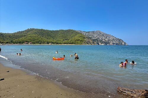 παραλία πήλι εύβοια
